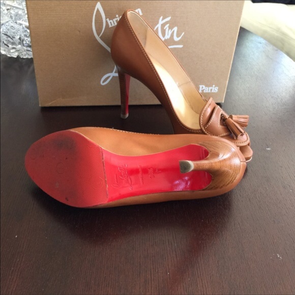 Christian Louboutin Shoes. - Picture 2 of 4
